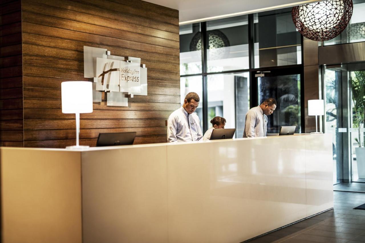 Holiday Inn Express Port Moresby By Ihg Bagian luar foto